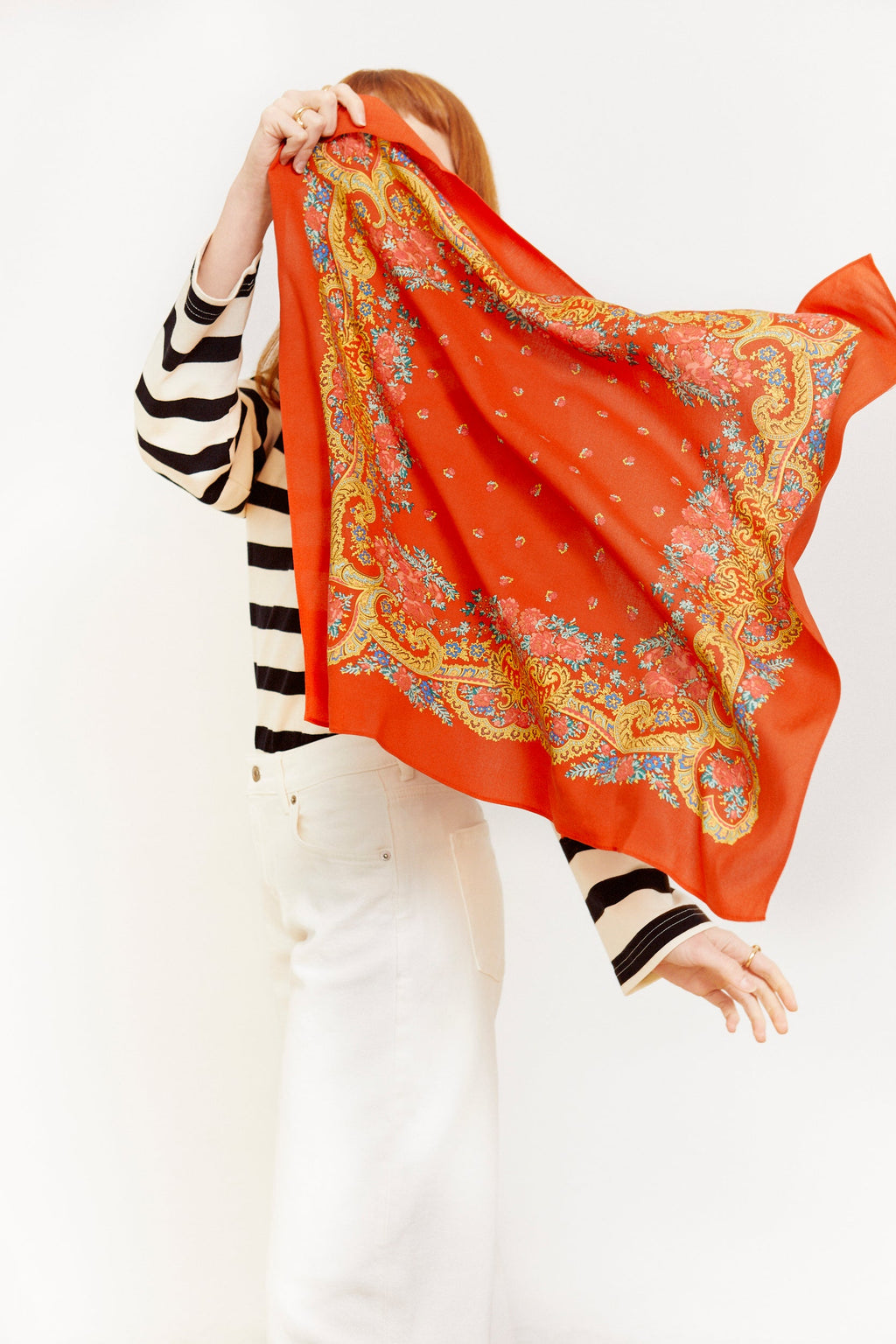 Pañuelo portugués cadena rojo