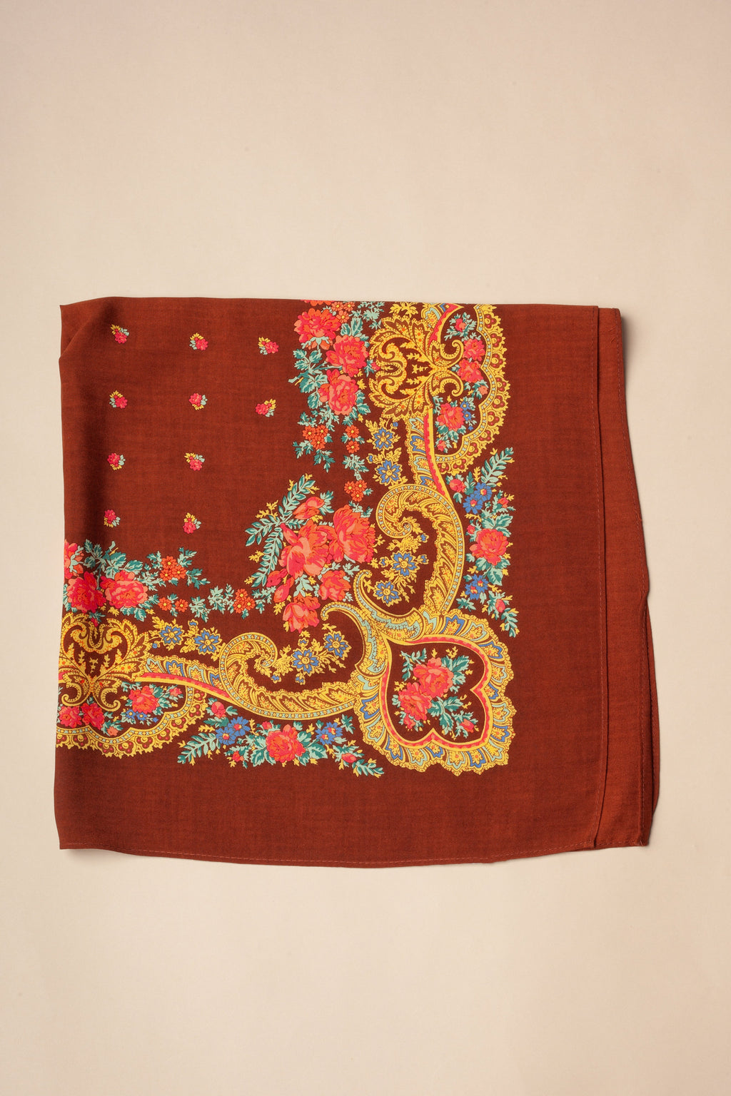 Pañuelo portugués cadena mocca