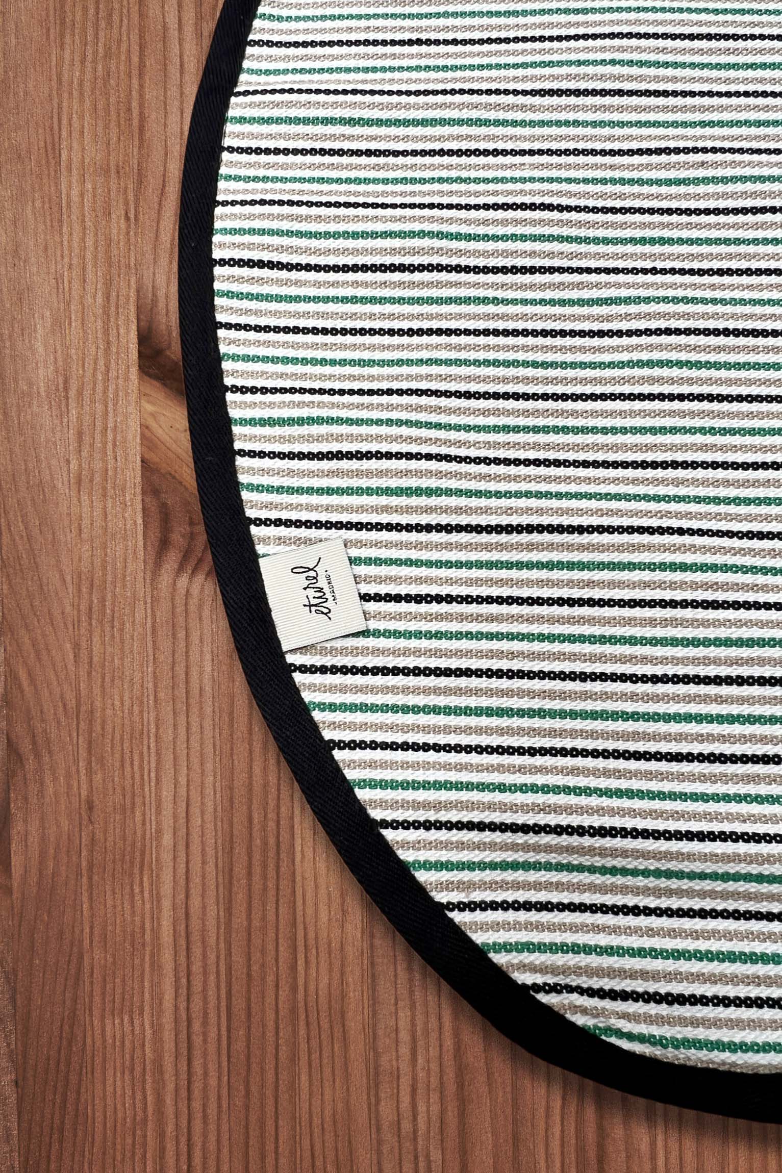 Cubre jamón tejido canario verde y beige